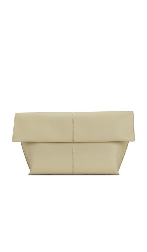 freja new york seamed clutch in beige.