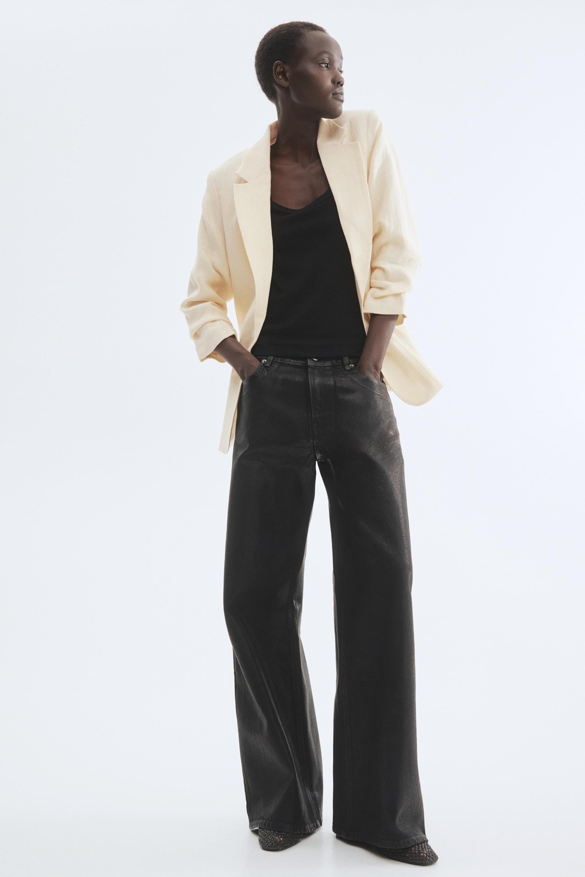 gathered-sleeve jacket