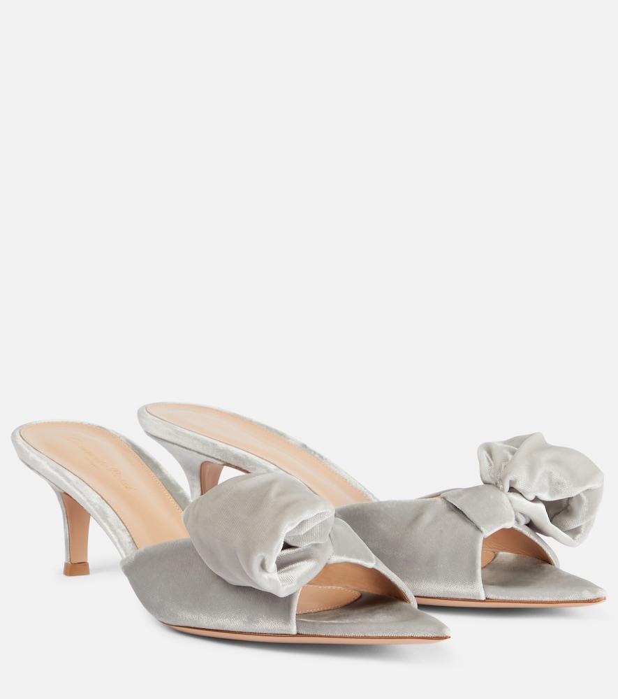 gianvito rossi 55 bow-detail velvet mules