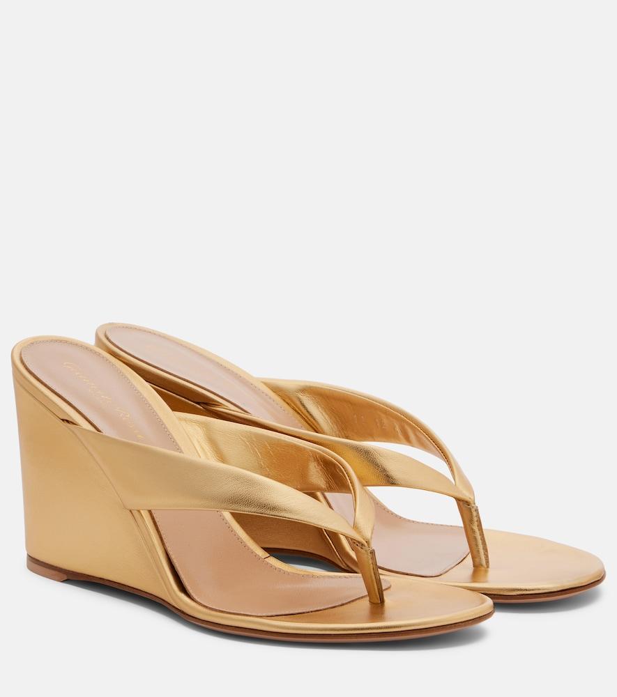 gianvito rossi leather wedge thong sandals