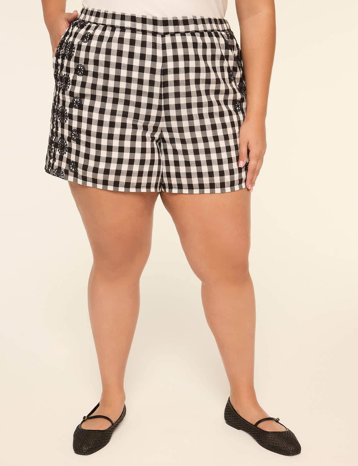 gingham relaxed pull-on 4.5" short