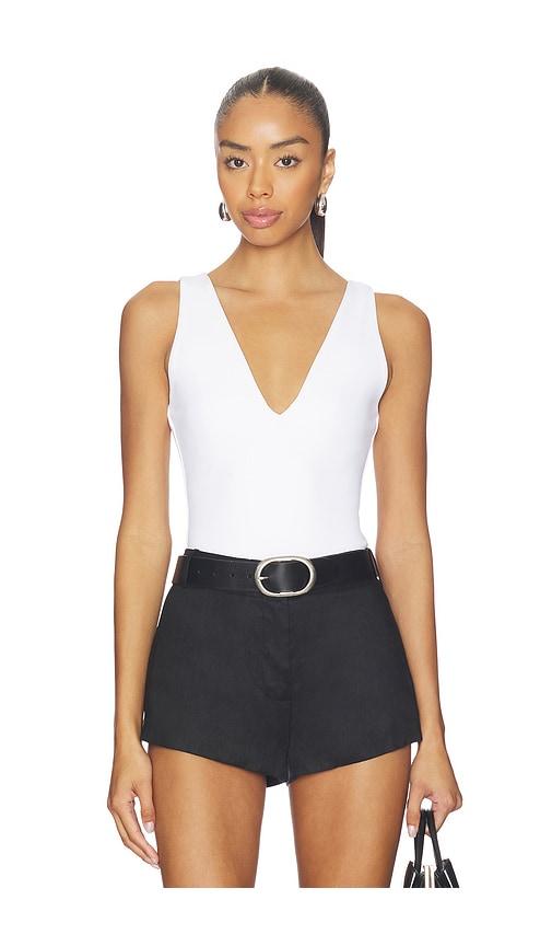 good american sculpting deep v bodysuit in white. - size s (also in xs)