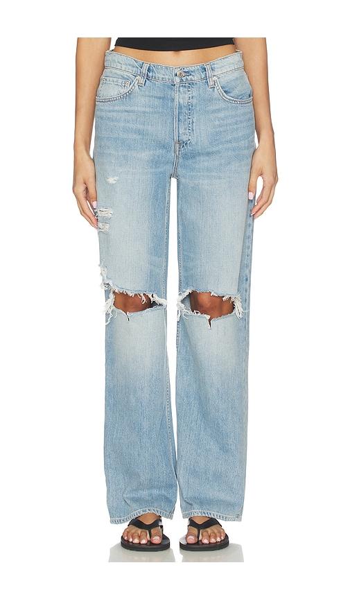 grlfrnd bella low rise boyfriend in denim-light. - size 28 (also in 31)