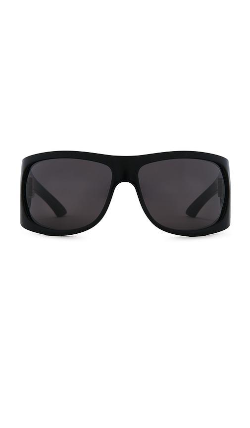 gucci geometrical in black.
