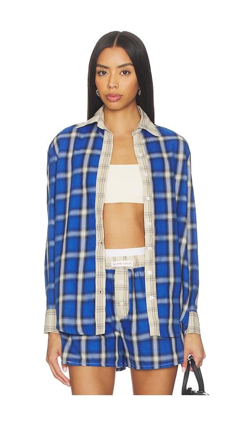 hand over freddie camisa in blue. - size m (also in s)