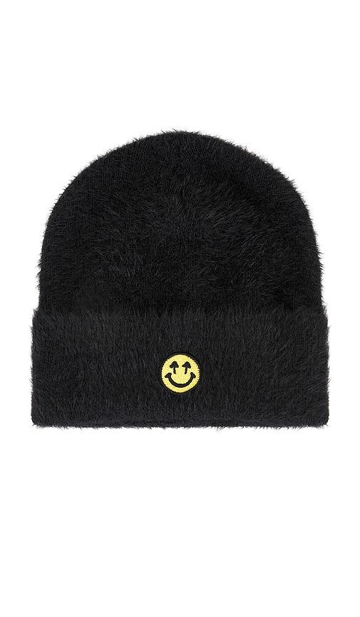 happy caps furry beanie in black.