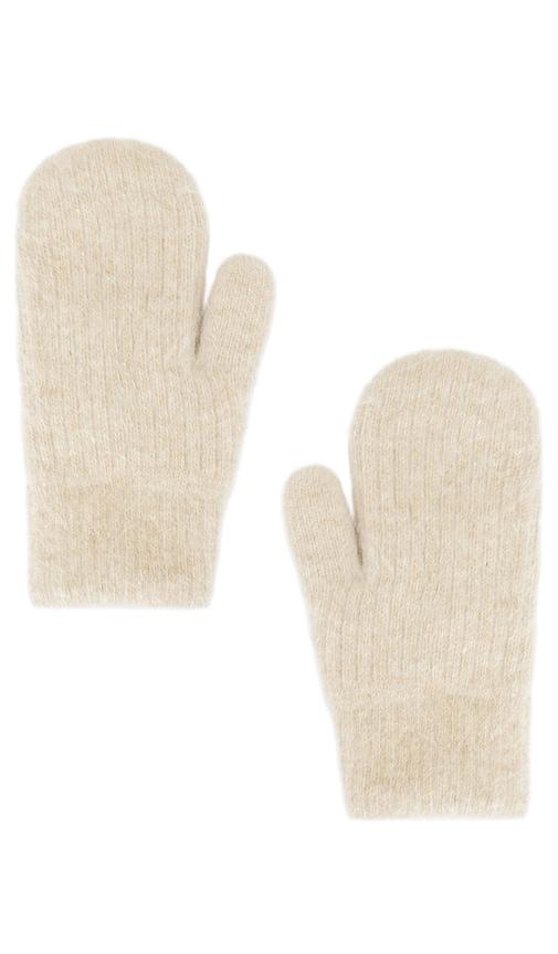 hat attack fleecey lined mitten in tan.