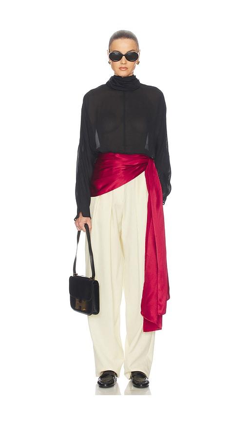 helsa the shawl in silk lyocell in red.