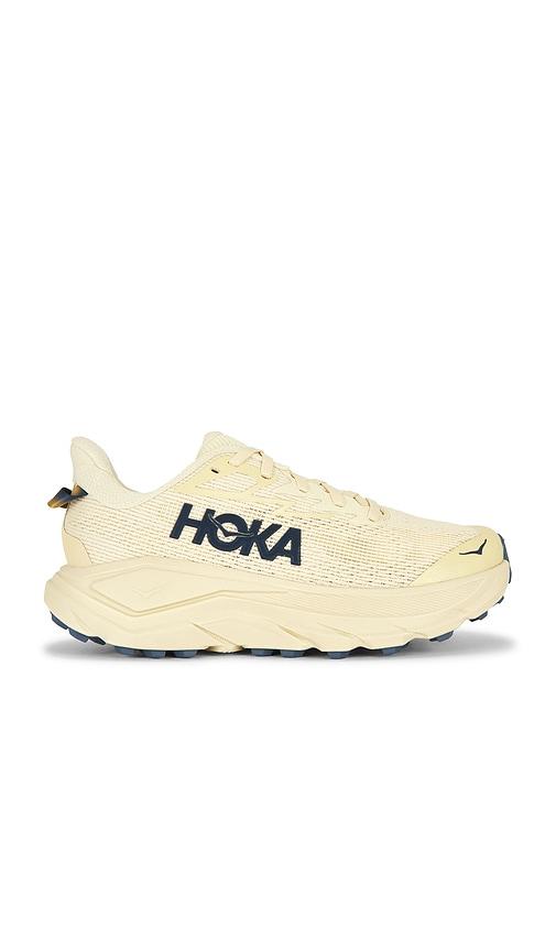 hoka challenger 8 sneaker in beige. - size 7 (also in 8, 8.5, 9, 9.5)