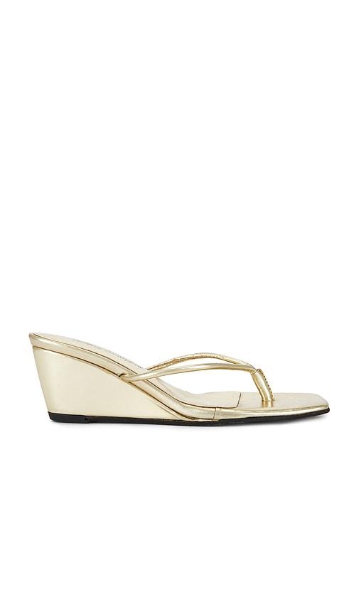 jeffrey campbell simplicity sandal in metallic gold. - size 10 (also in 7)