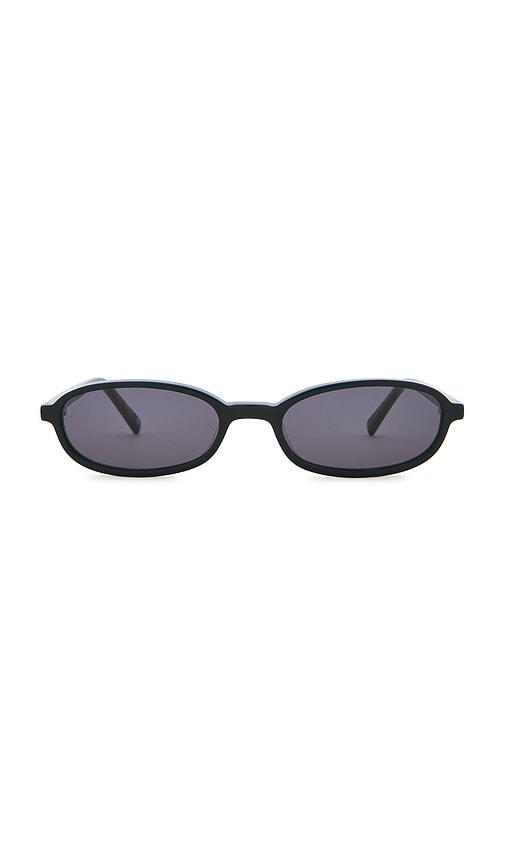jimmy fairly the emmy sunglasses in black.