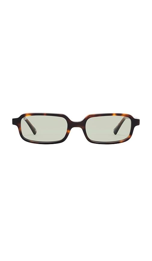 jimmy fairly the kaya sunglasses in multi.