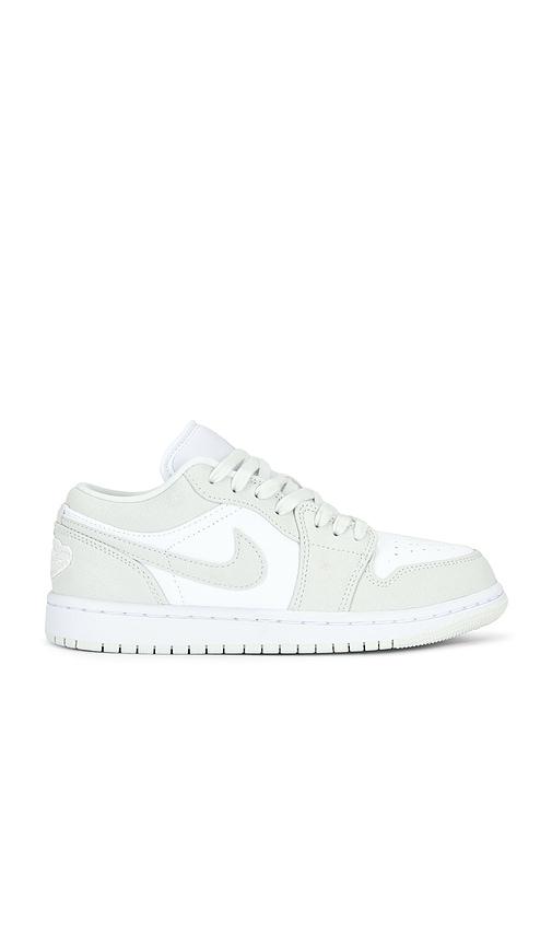 jordan air jordan 1 low sneaker in white. - size 10 (also in 10.5, 11, 8, 8.5, 9)