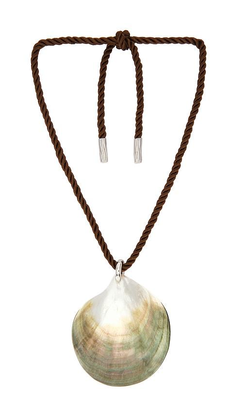 julietta shell necklace in brown.