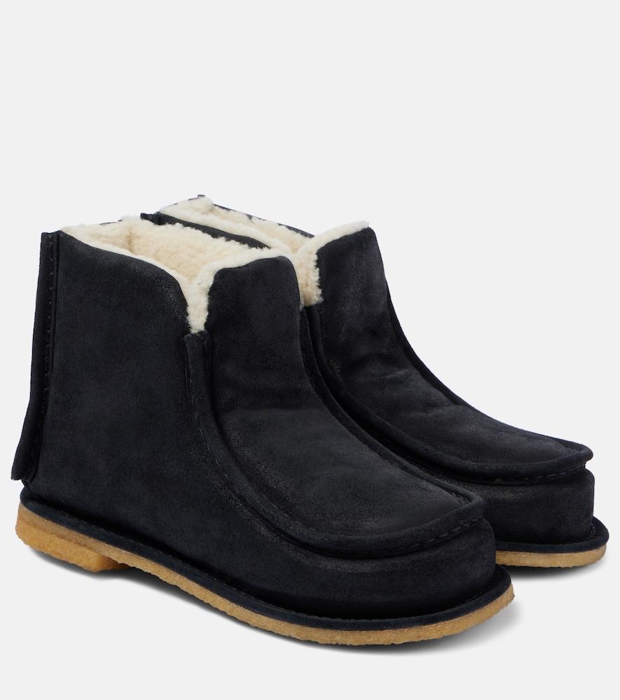 jw anderson shearling-lined leather ankle boots
