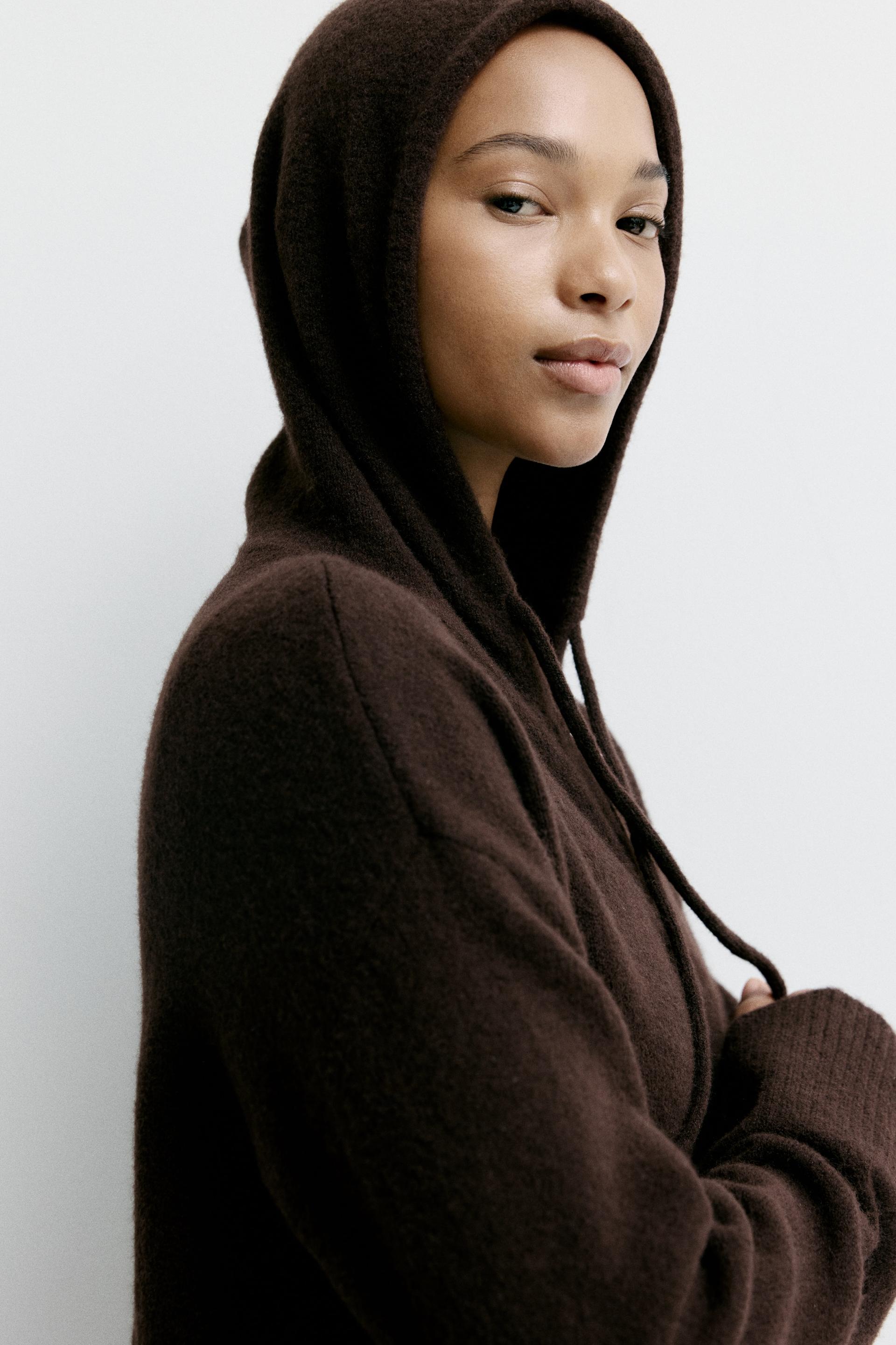knit hooded jacket