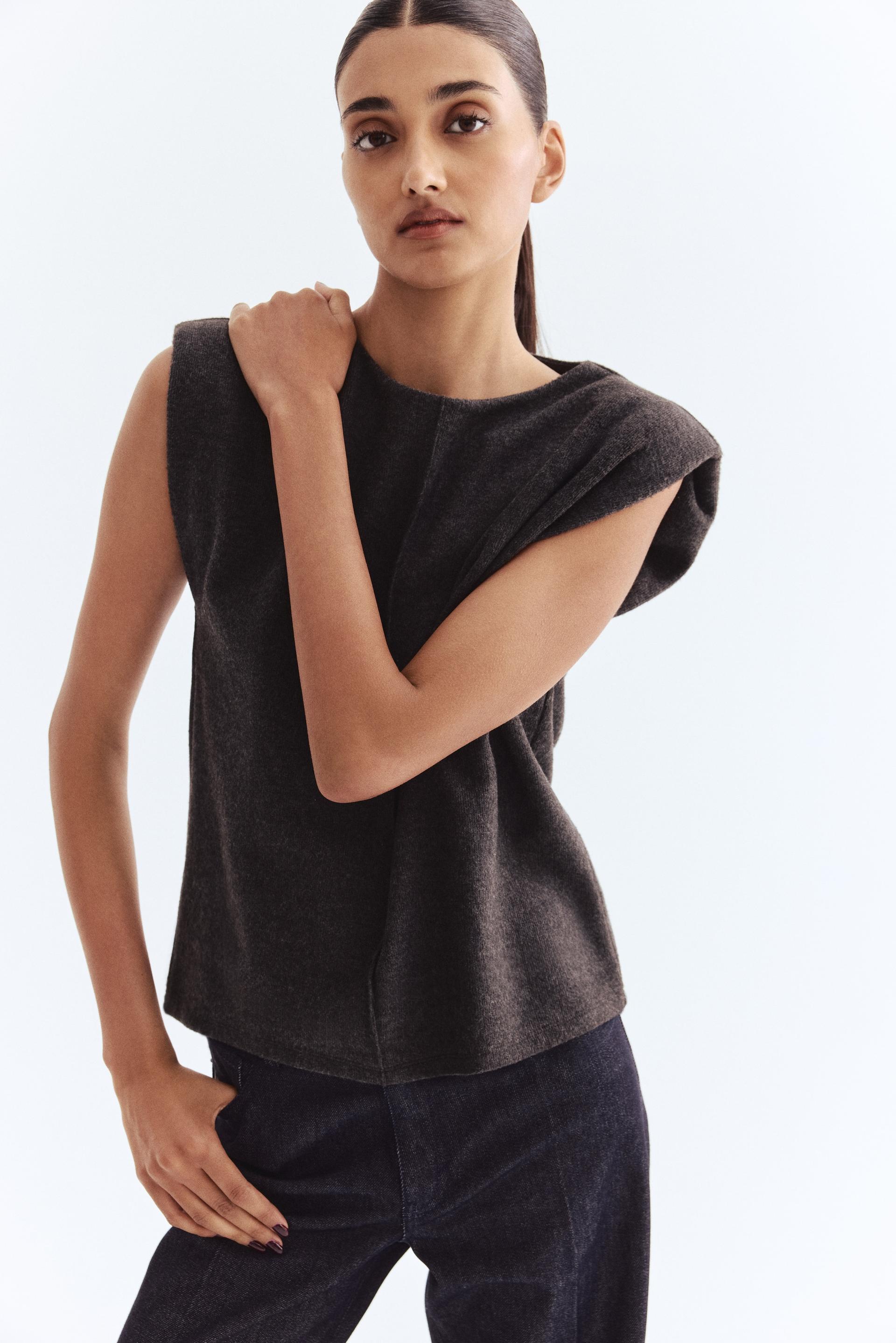 knit top