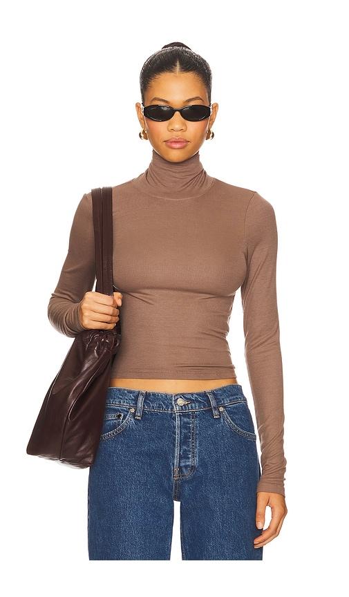 la made felix crop turtle neck top in brown. - size l (also in xs, m)