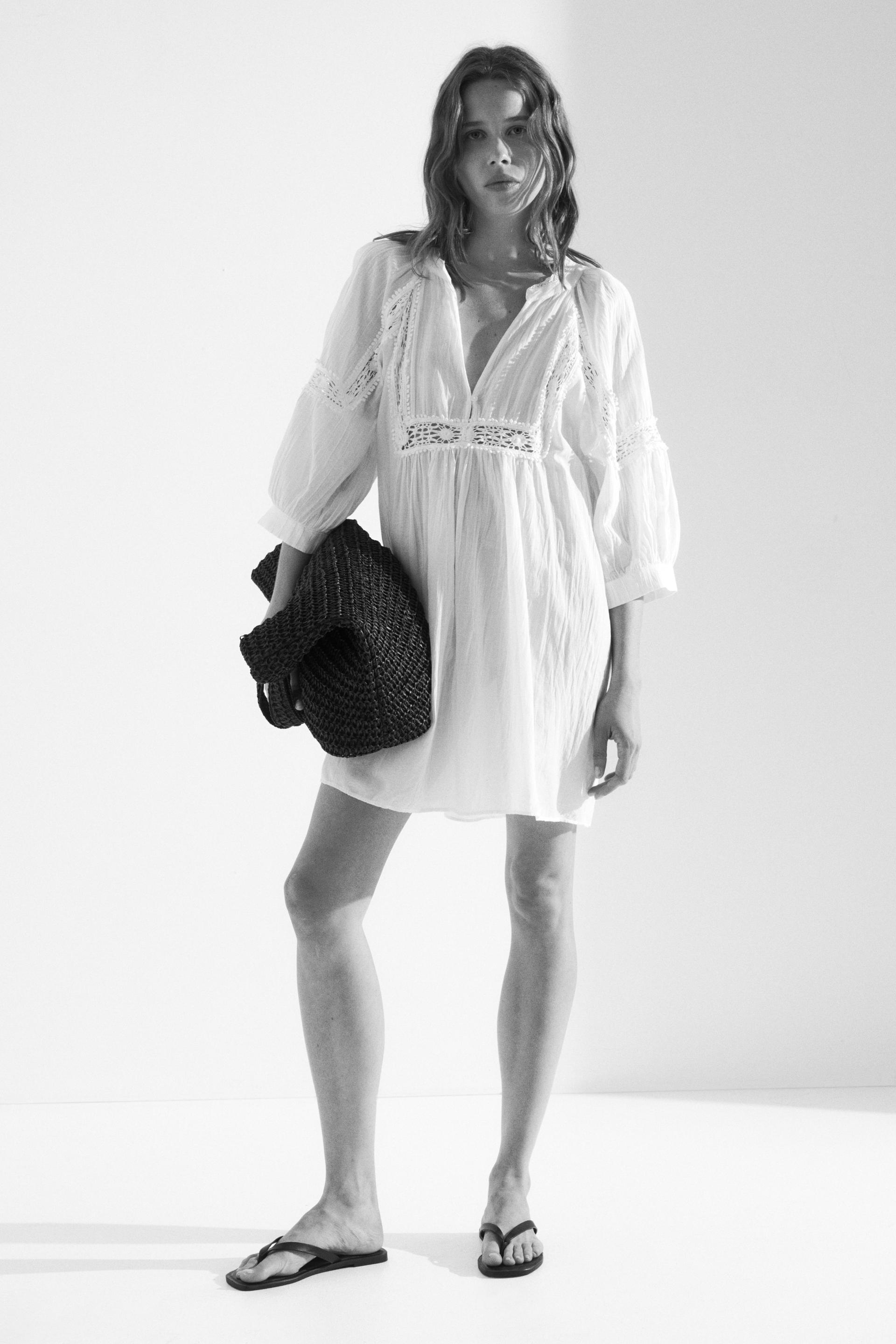 lace-inset tunic dress
