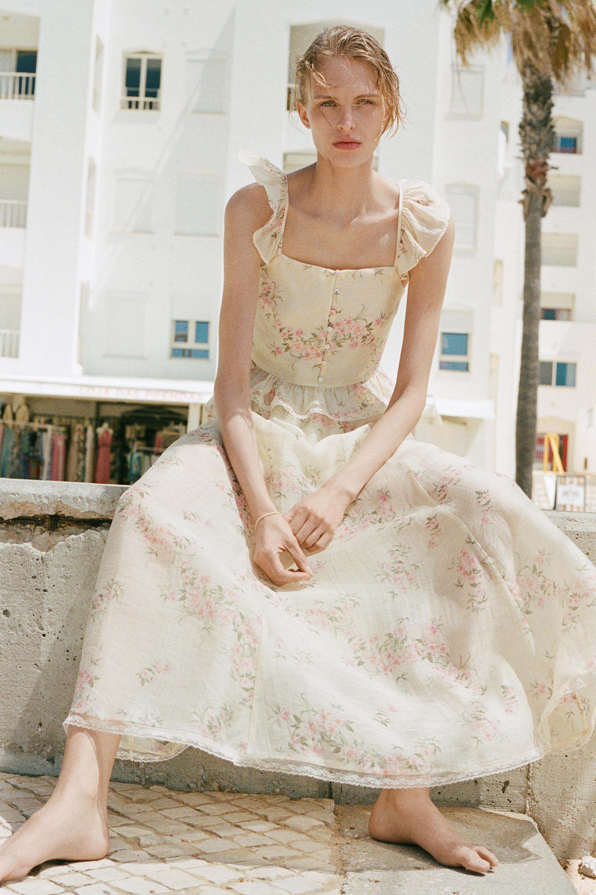 lace-trimmed lyocell-blend skirt