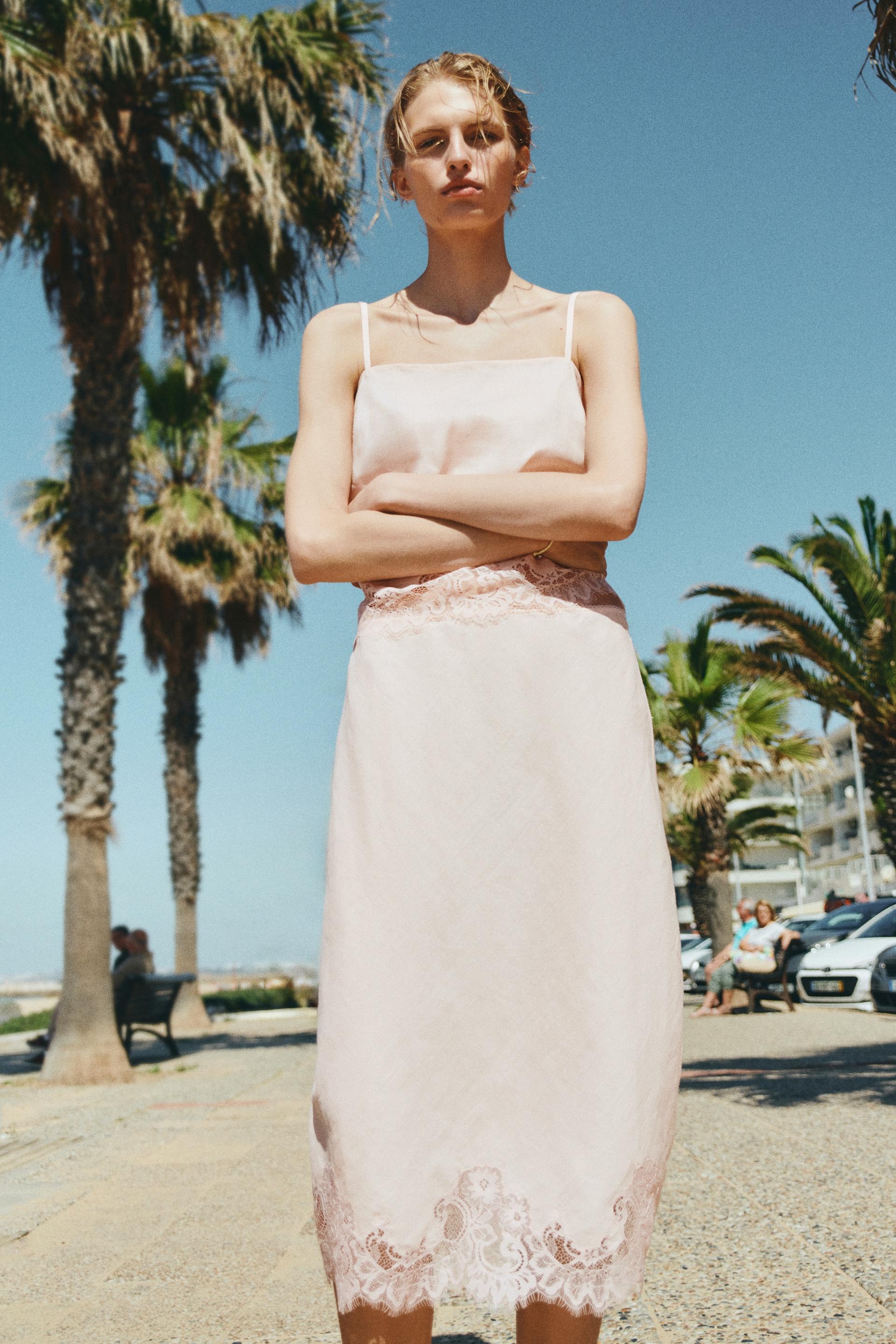 lace-trimmed ramie skirt