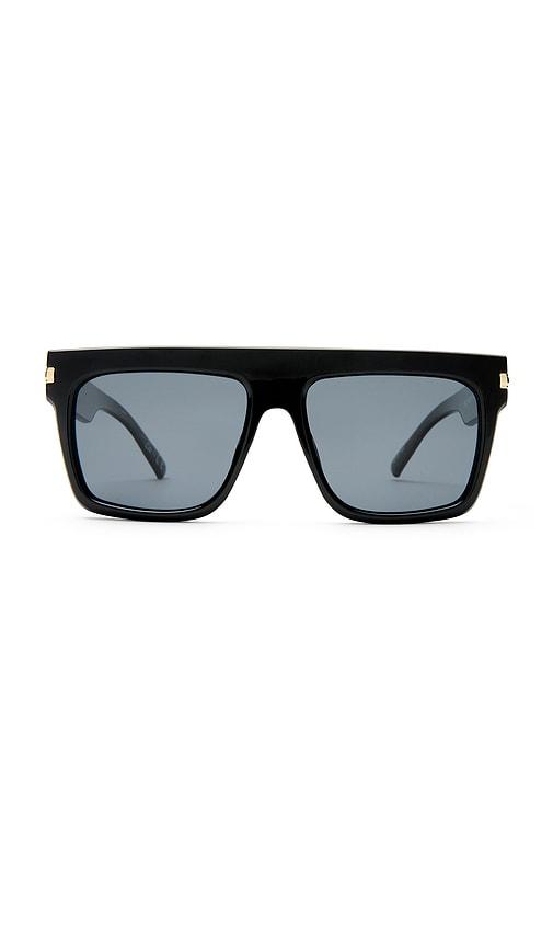 le specs offside sunglasses in black.