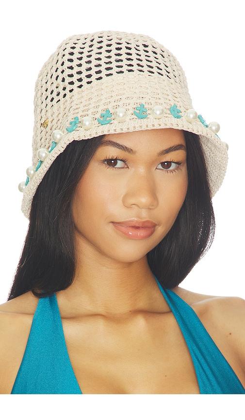 lele sadoughi maya pearl anchor bucket hat in creme.