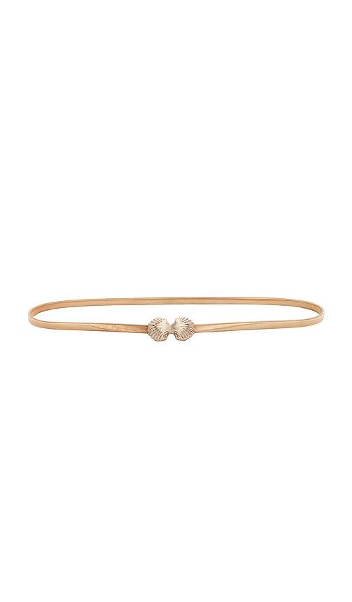 lele sadoughi sea shell stretch chain belt in metallic gold.
