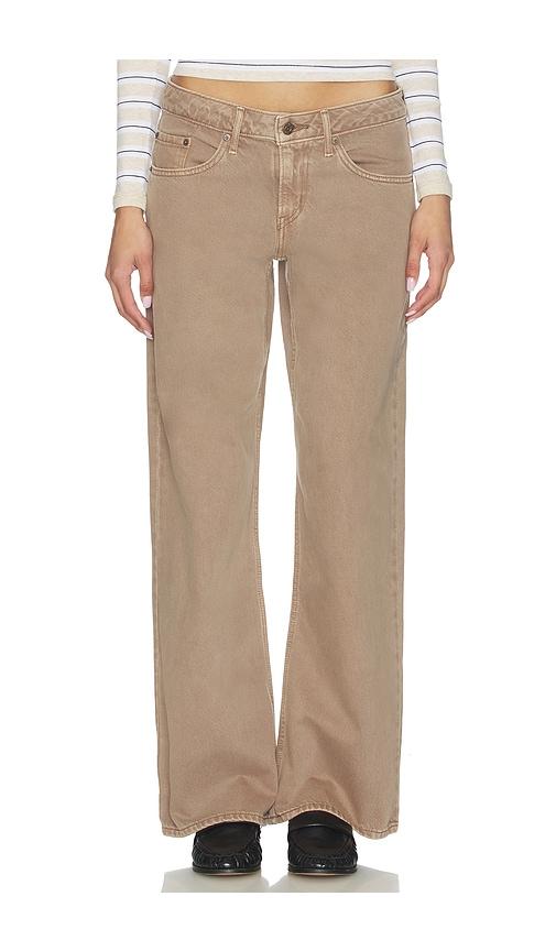 levi's low loose in beige. - size 27 (also in 28, 29, 30, 31, 32)