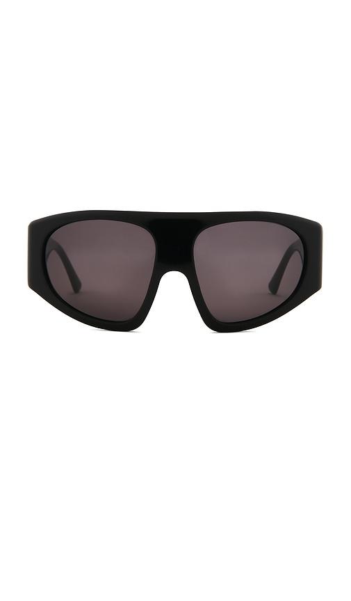 lexxola the gigi sunglasses in black.