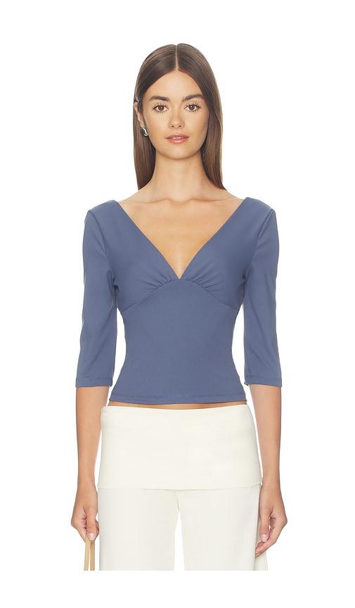 lioness canyon top in blue. - size l (also in m, s, xs)