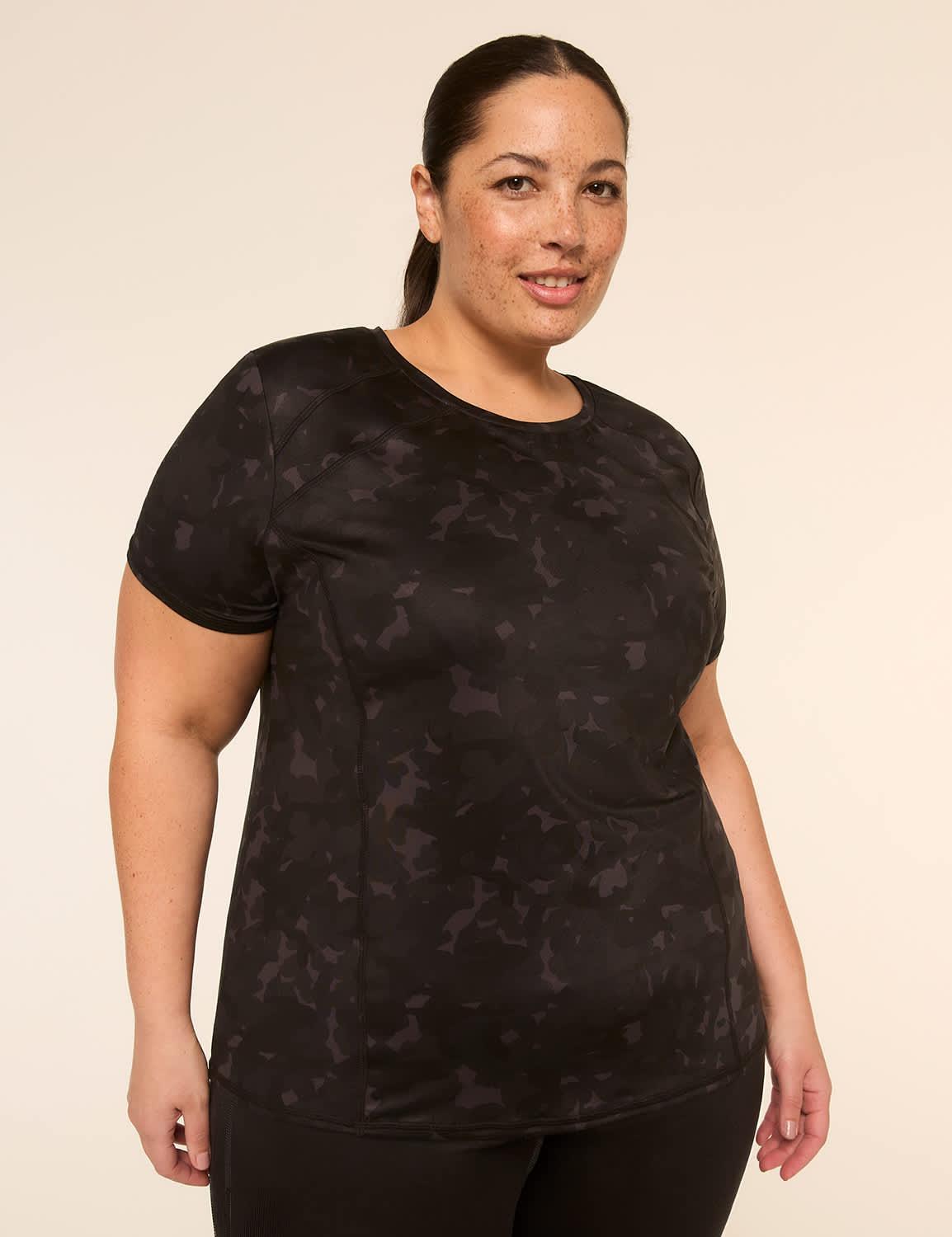 livi go-getter wicking crew-neck performance tee