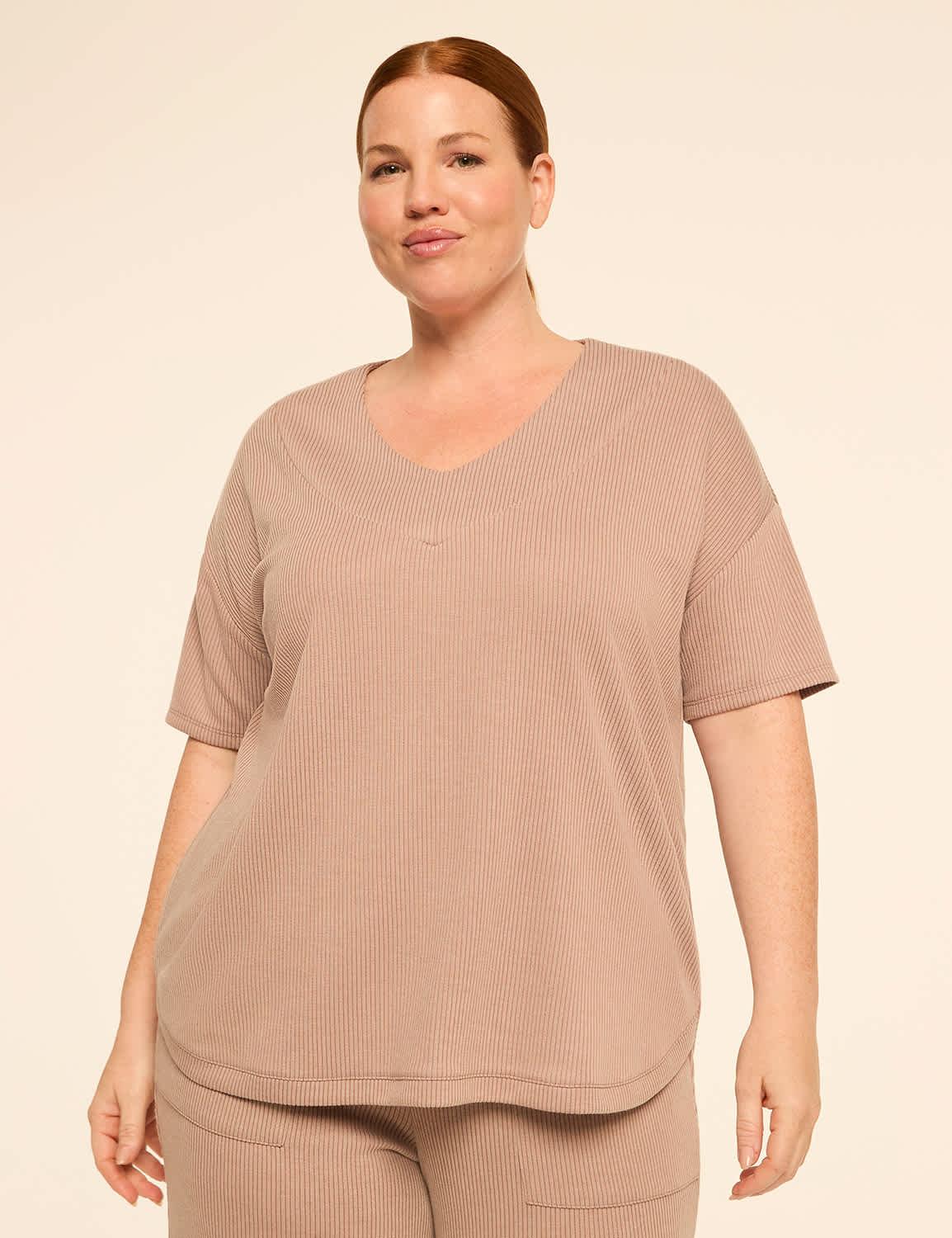 livi ribbed hacci v-neck top