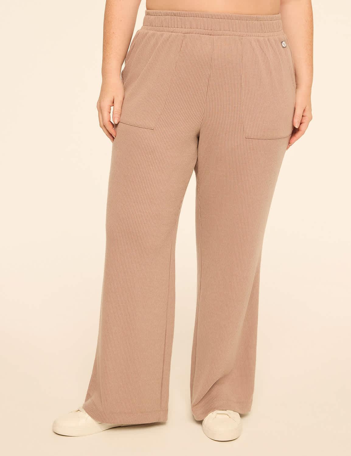 livi ribbed hacci wide leg pant