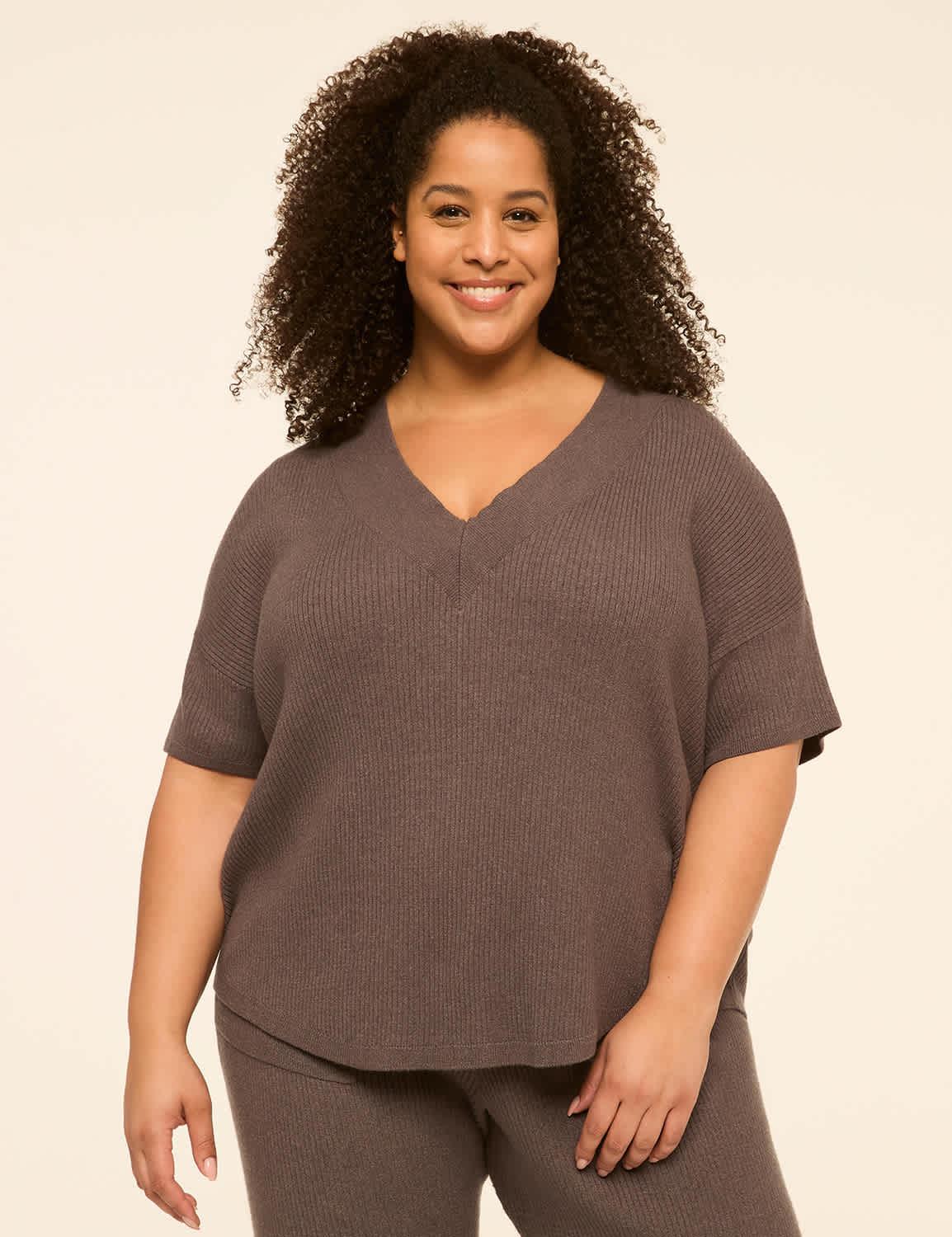 livi short-sleeve v-neck sweater