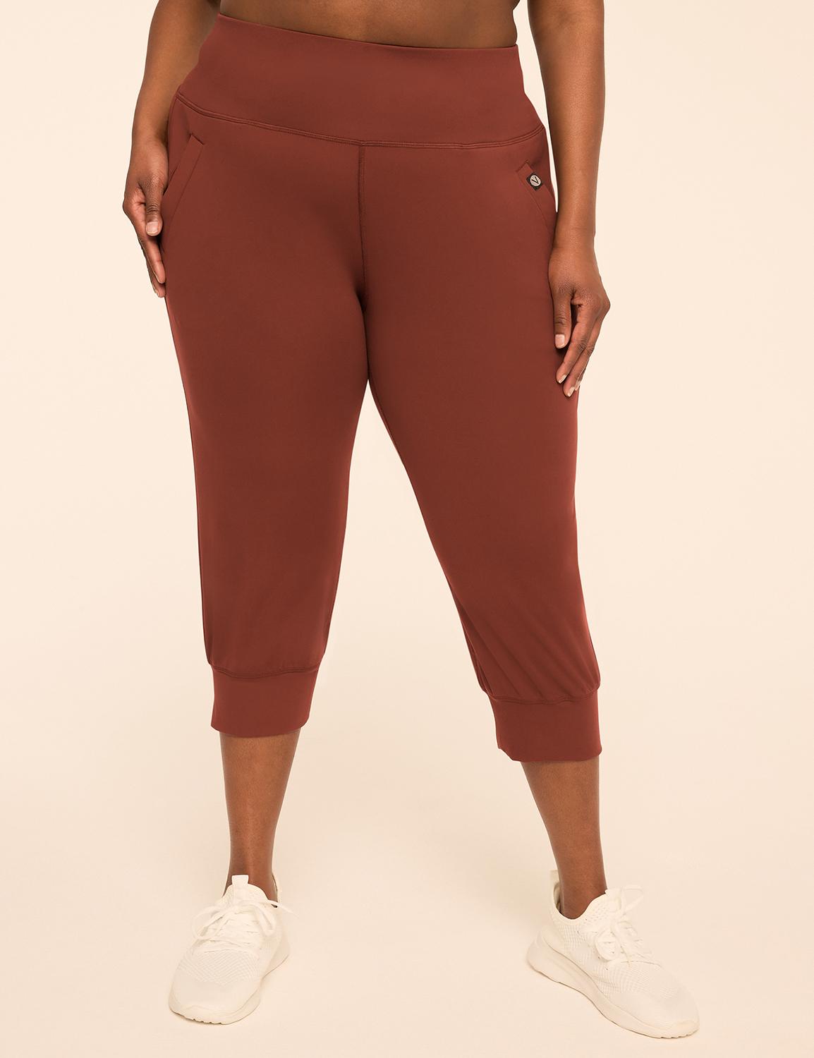 livi soft capri jogger