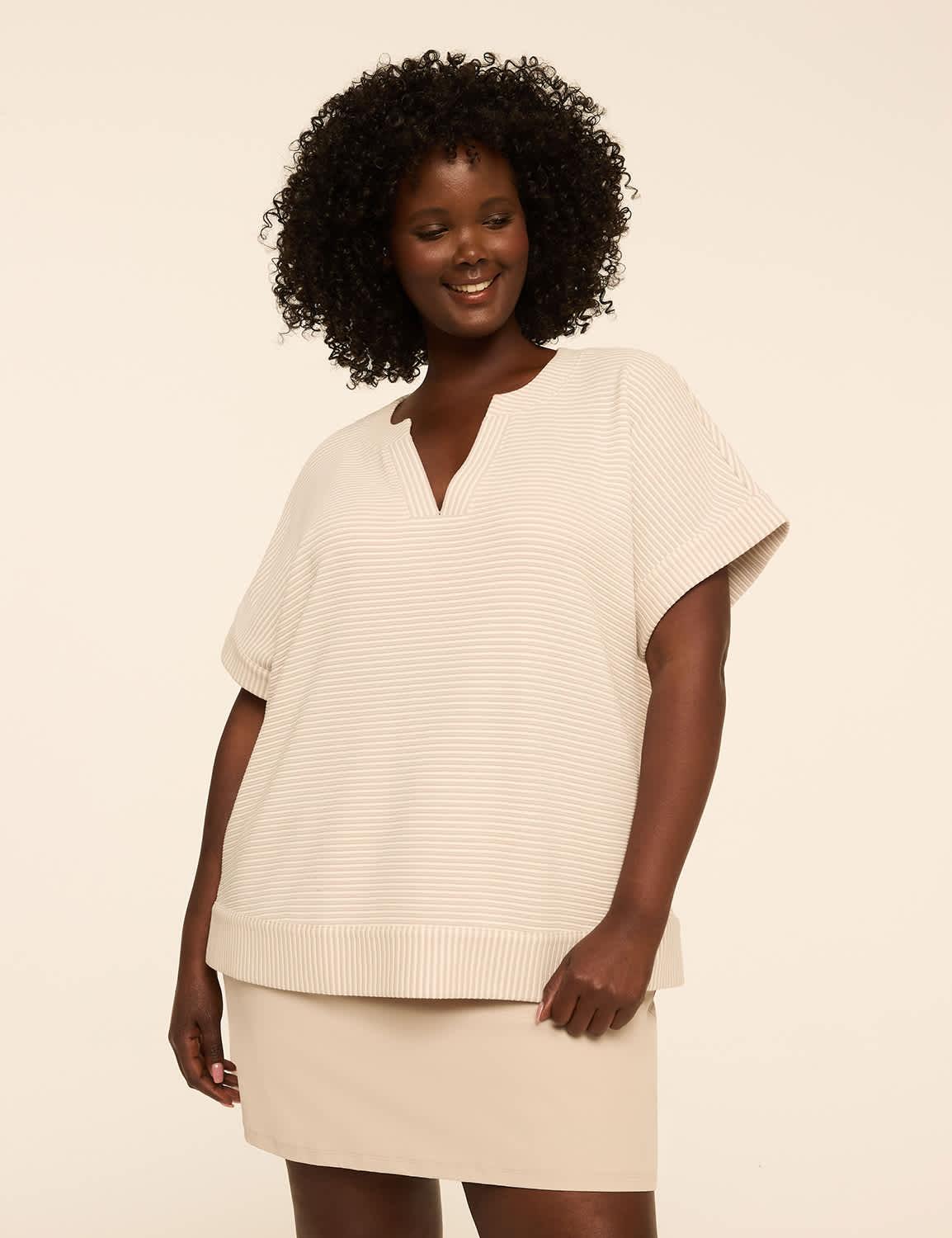 livi textured notch-neck top