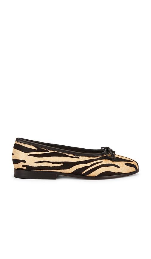 loeffler randall noelle flat in brown. - size 6 (also in 7.5)