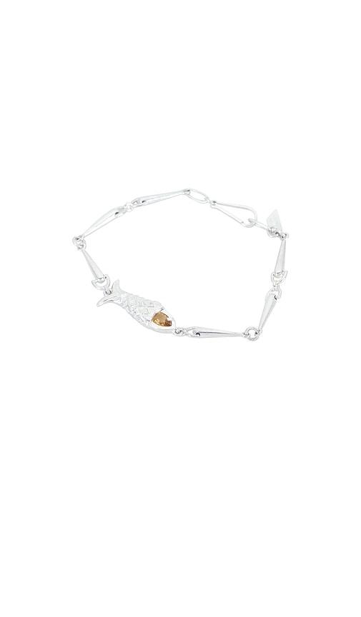 loren stewart pesca bracelet in metallic silver.