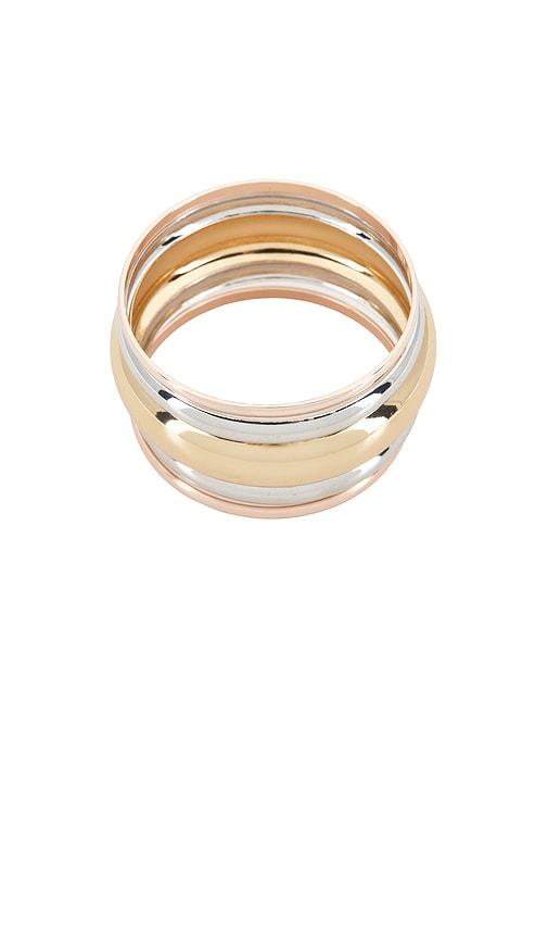 lovers and friends elsin bracelet set in metallic gold.