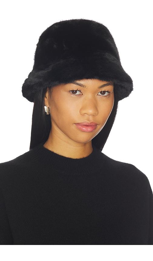 lovers and friends lisa bucket hat in black.