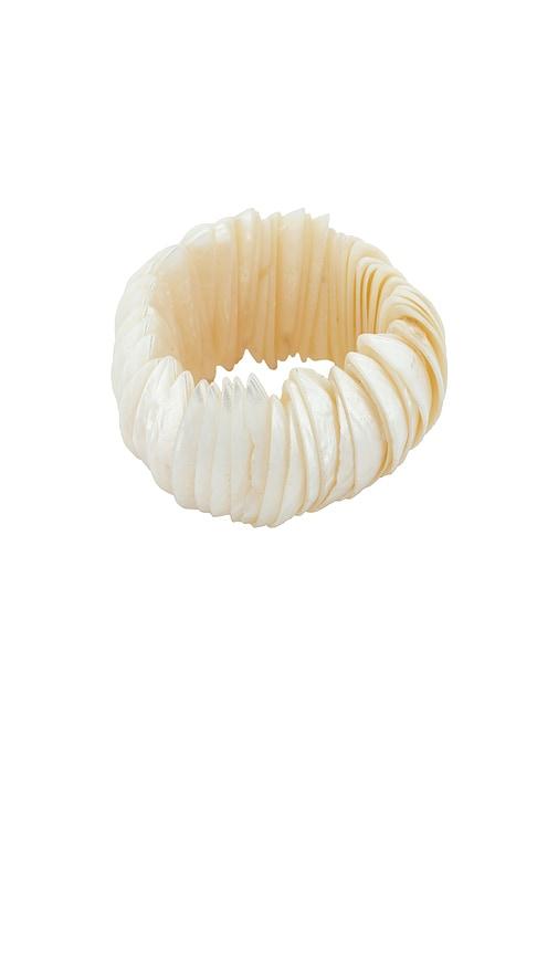 lovers and friends mason shell bracelet in ivory.