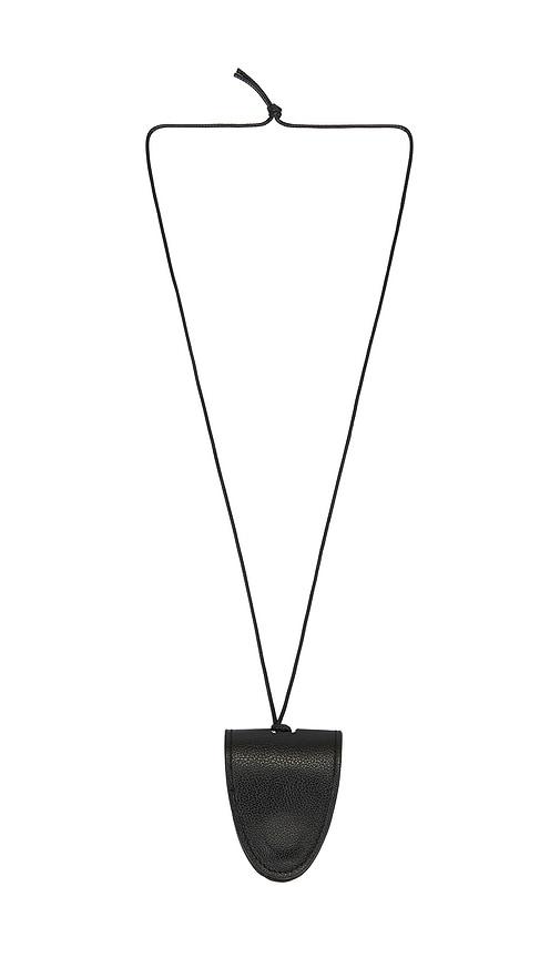 lovers and friends riana necklace in black.