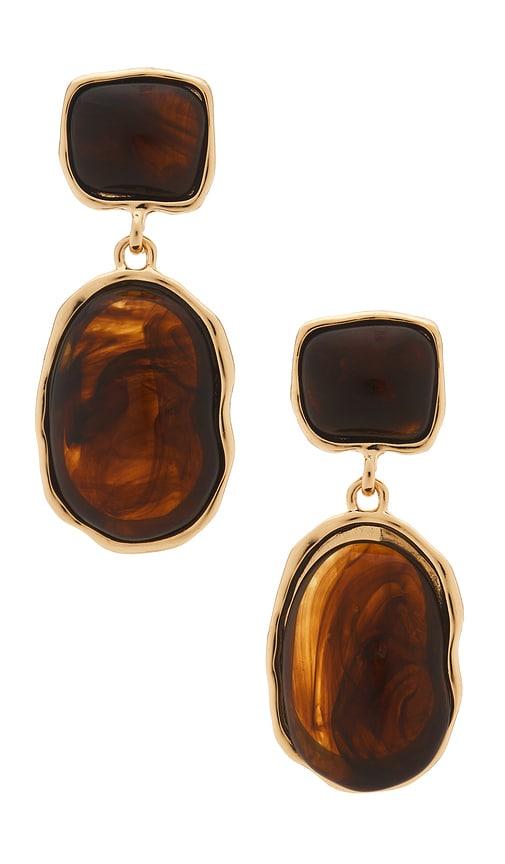 lovers and friends zuri earrings in brown.