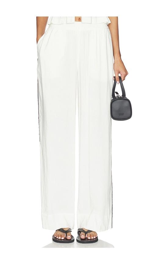 lspace sur pant in cream. - size l (also in m, s, xl, xs)