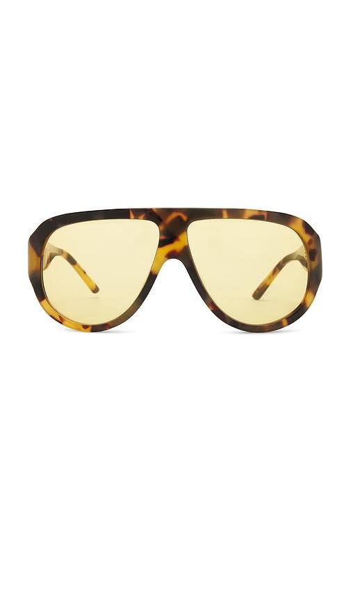 lu goldie bunny sunglasses in black.