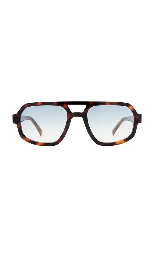 luv lou the banks sunglasses in brown.