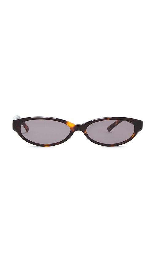 luv lou the petra sunglasses in brown.