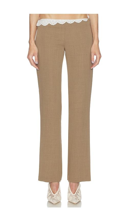 magda butrym scallop waist trouser in beige. - size 36 (also in 38, 40)