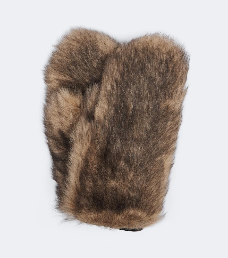 magda butrym shearling mittens